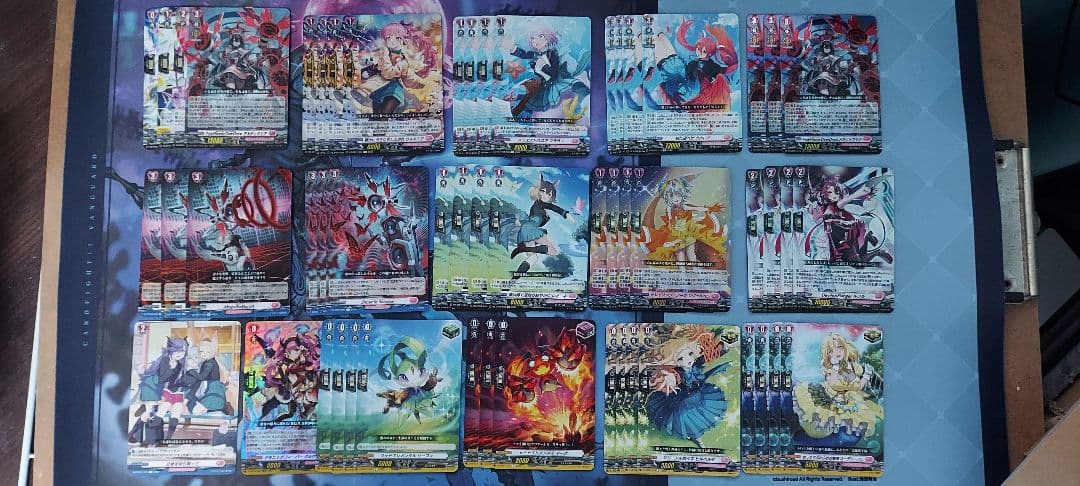 アルティサリアデッキ+六王院スズネスリーブ+アルティサリアスリーブ4枚+おまけ