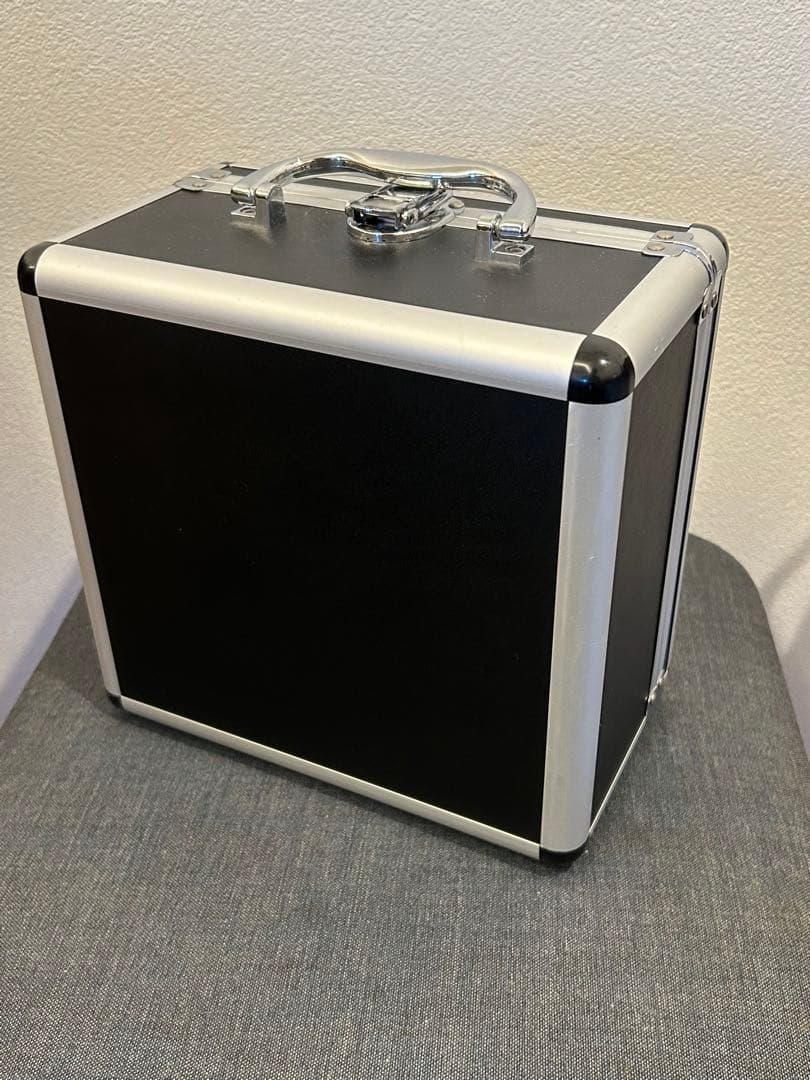 AKG P220 コンデンサーマイク ショックマウント付き