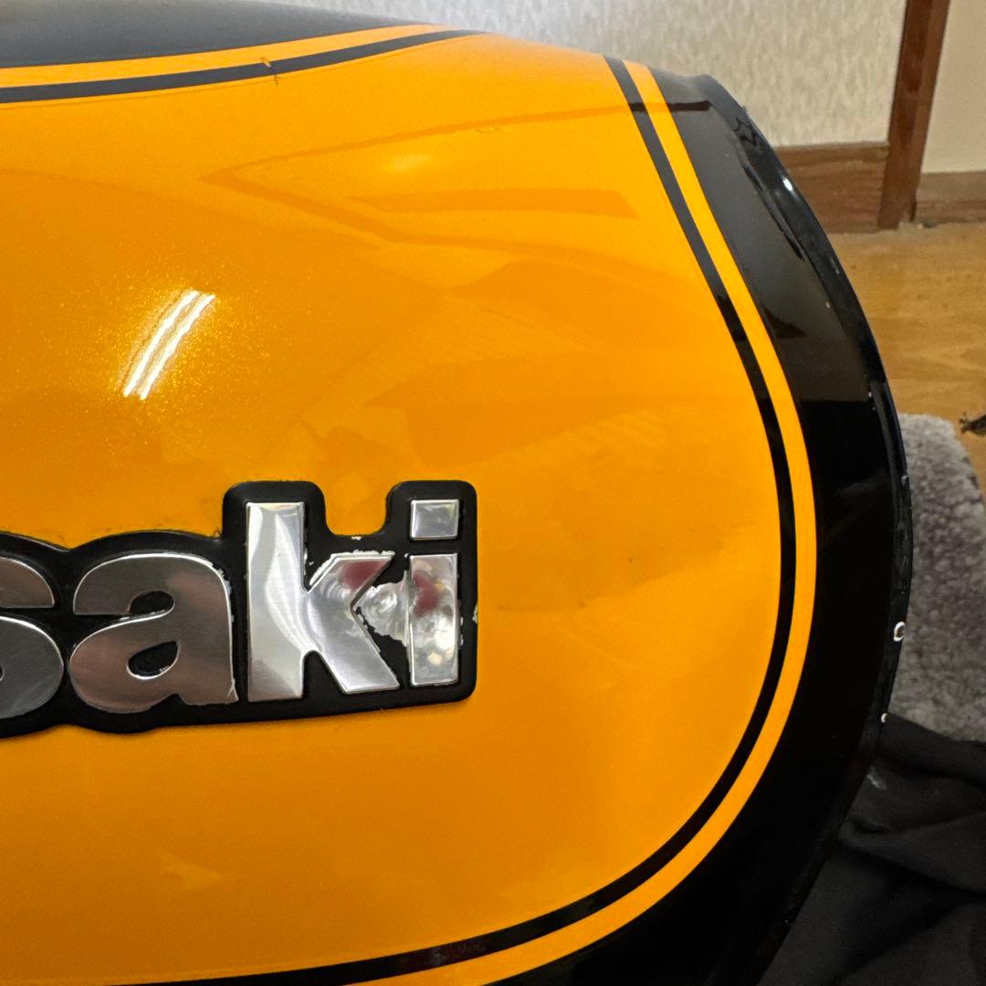 ニッキー　kawasaki ゼファー750 ガソリンタンク　イエローボール