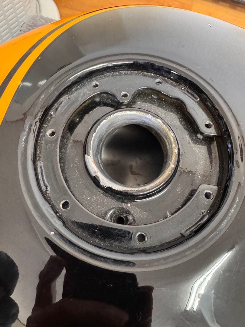 ニッキー　kawasaki ゼファー750 ガソリンタンク　イエローボール