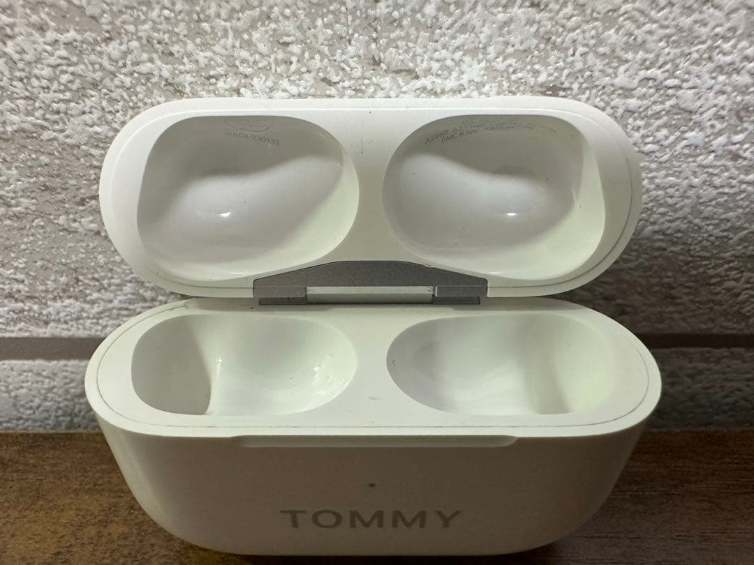 AirPodsPro2 USB-Cタイプ 刻印入りケース付き