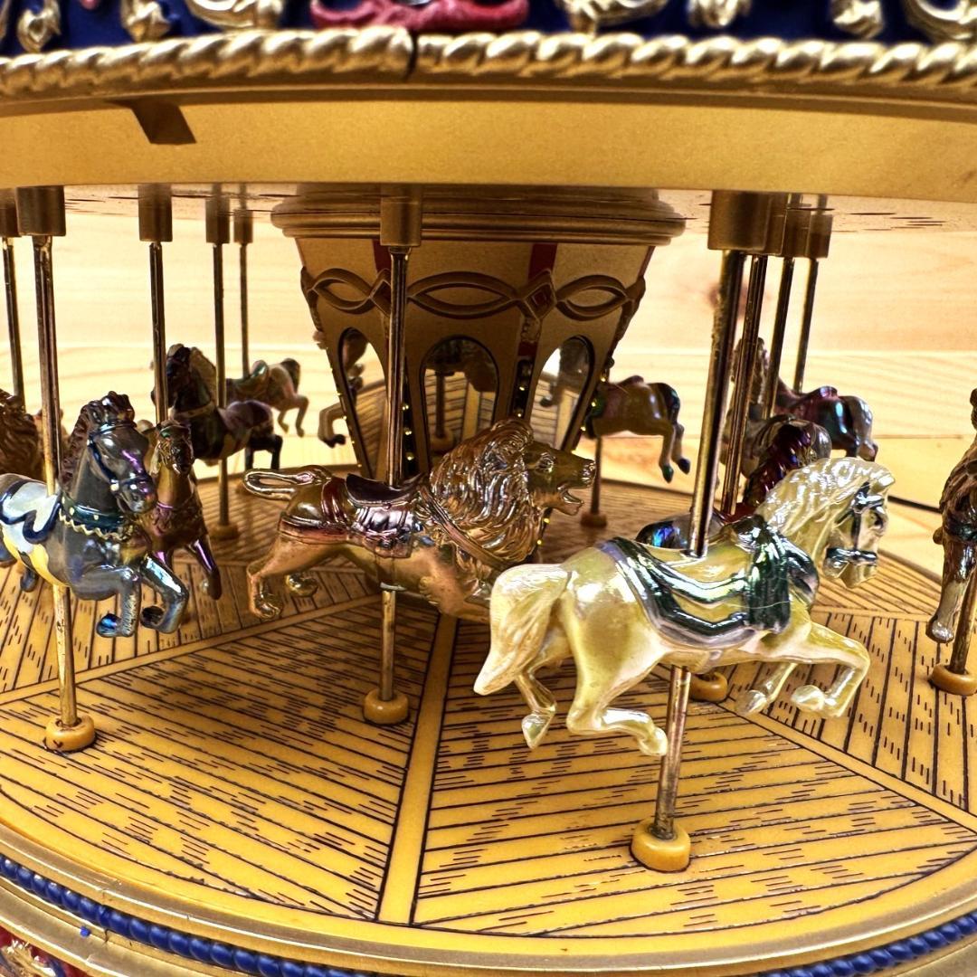 希少 ミスタークリスマス メリーゴーランド 30曲入り オルゴール