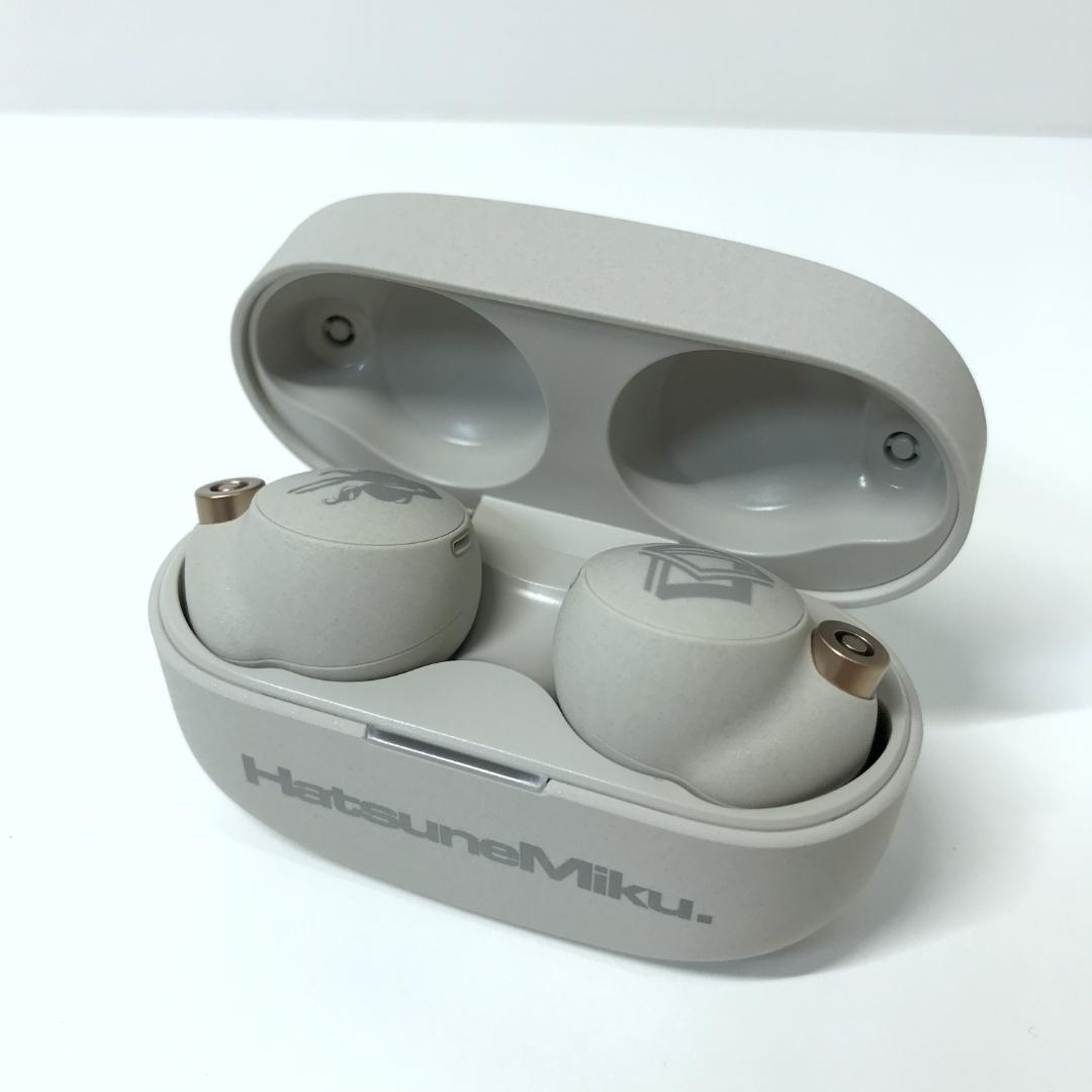 【希少/美品】SONY WF-1000XM4 初音ミクモデル シルバー イヤホン