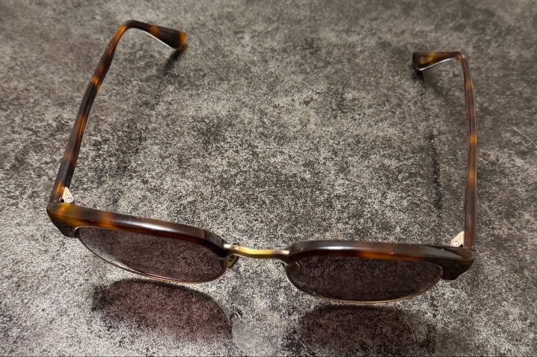 Oliver Peoples サングラス　Bevan