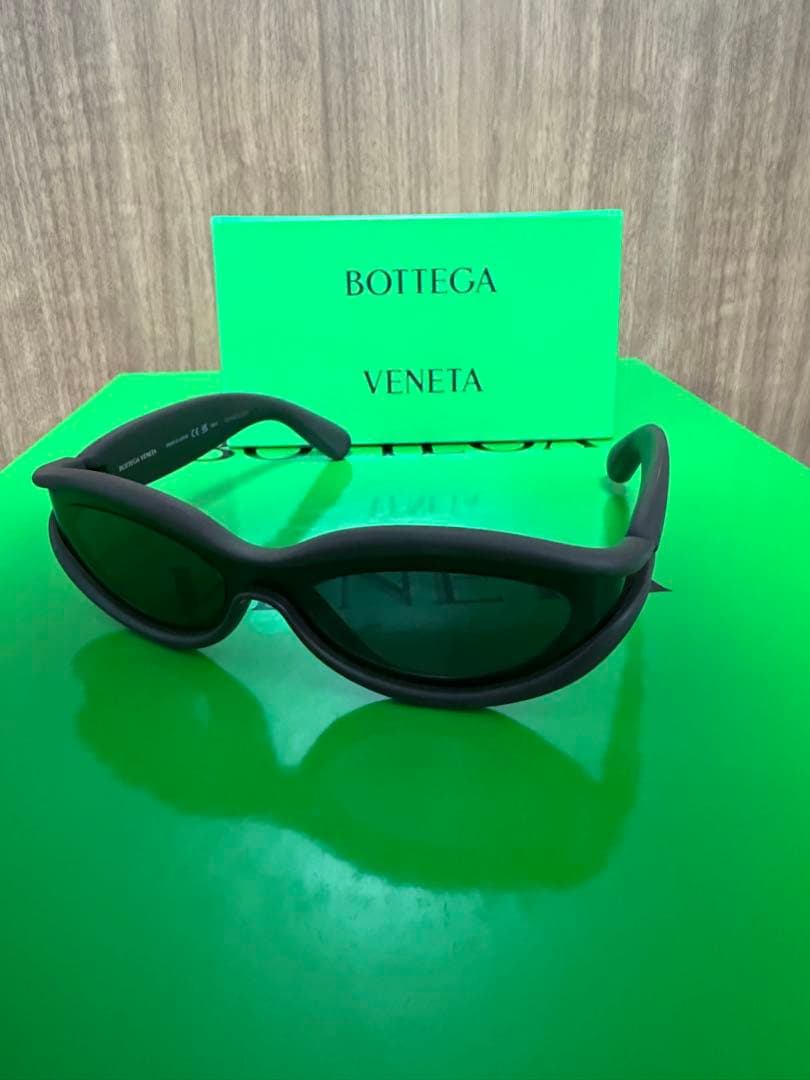 ［本日最終出品］Bottega Veneta サングラス