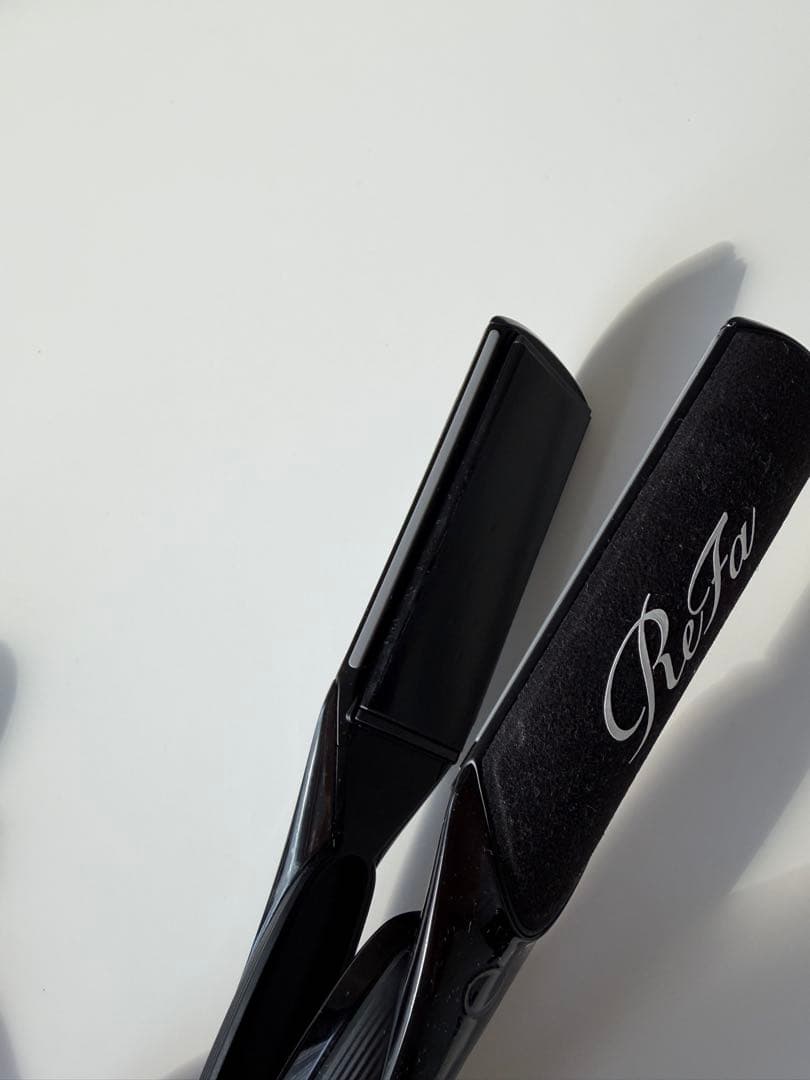 ReFa POWER STRAIGHT IRON PRO（ブラック）