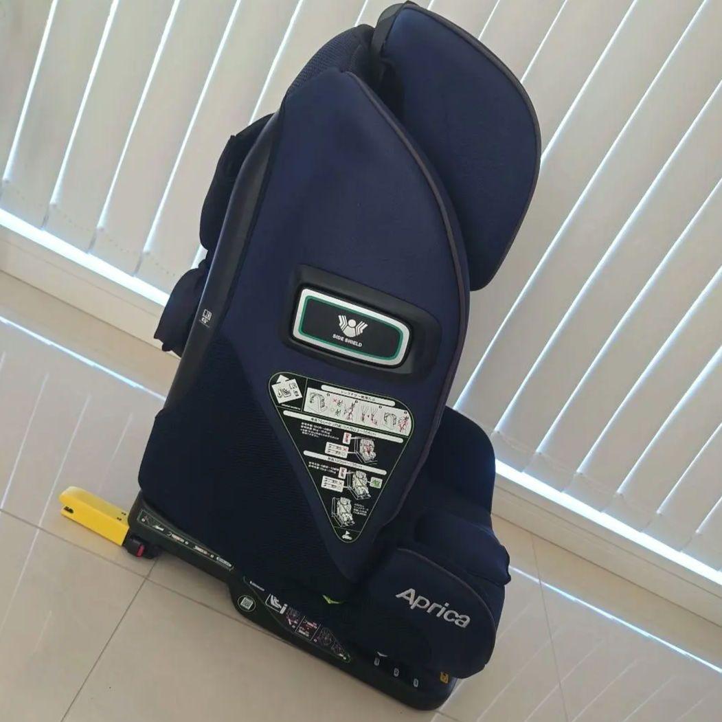 Aprica 　フォームフィット　ISOFIX　セーフティプラス　ネイビー