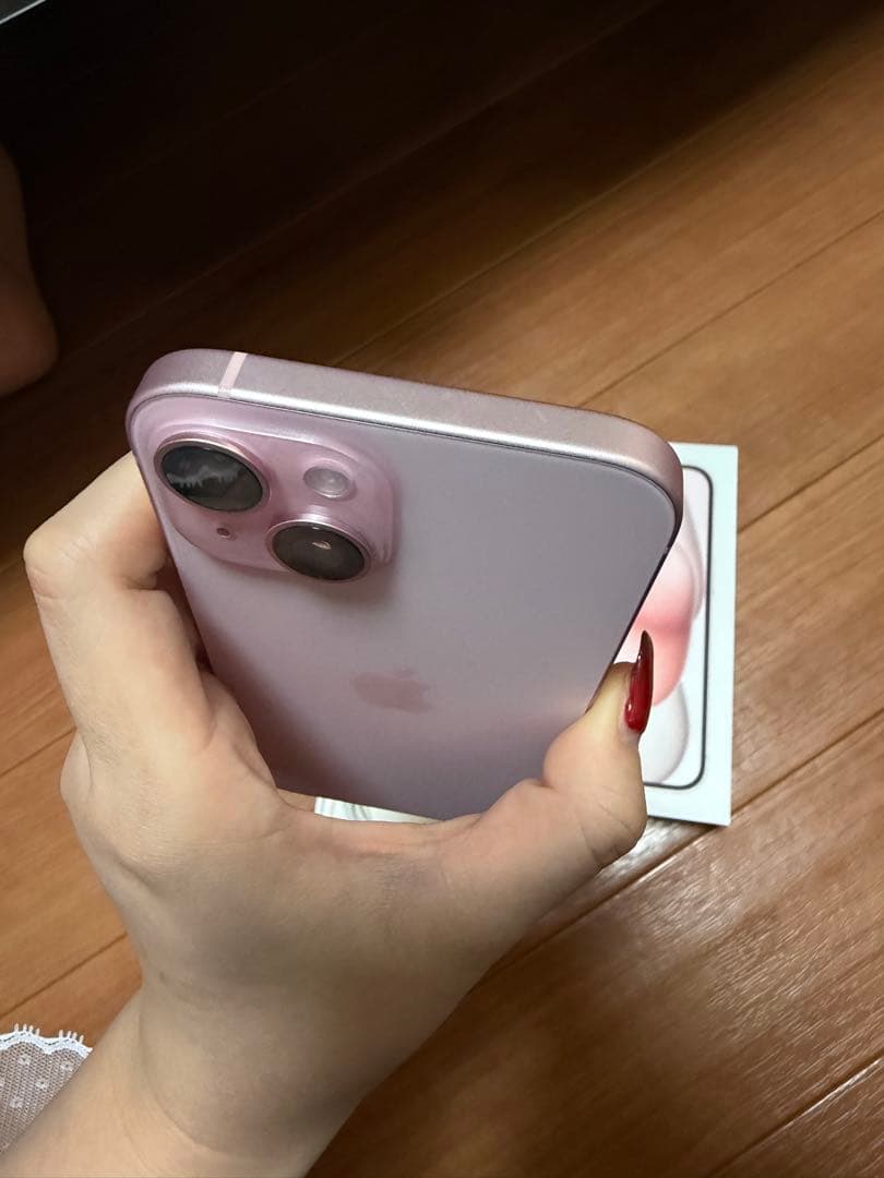 iPhone 15 256GB ピンク 充電容量100%