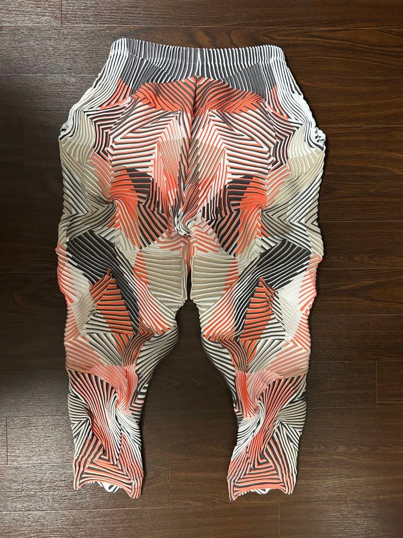 **⃘様 A-POC ABLE ISSEY MIYAKE TYPE-P 002