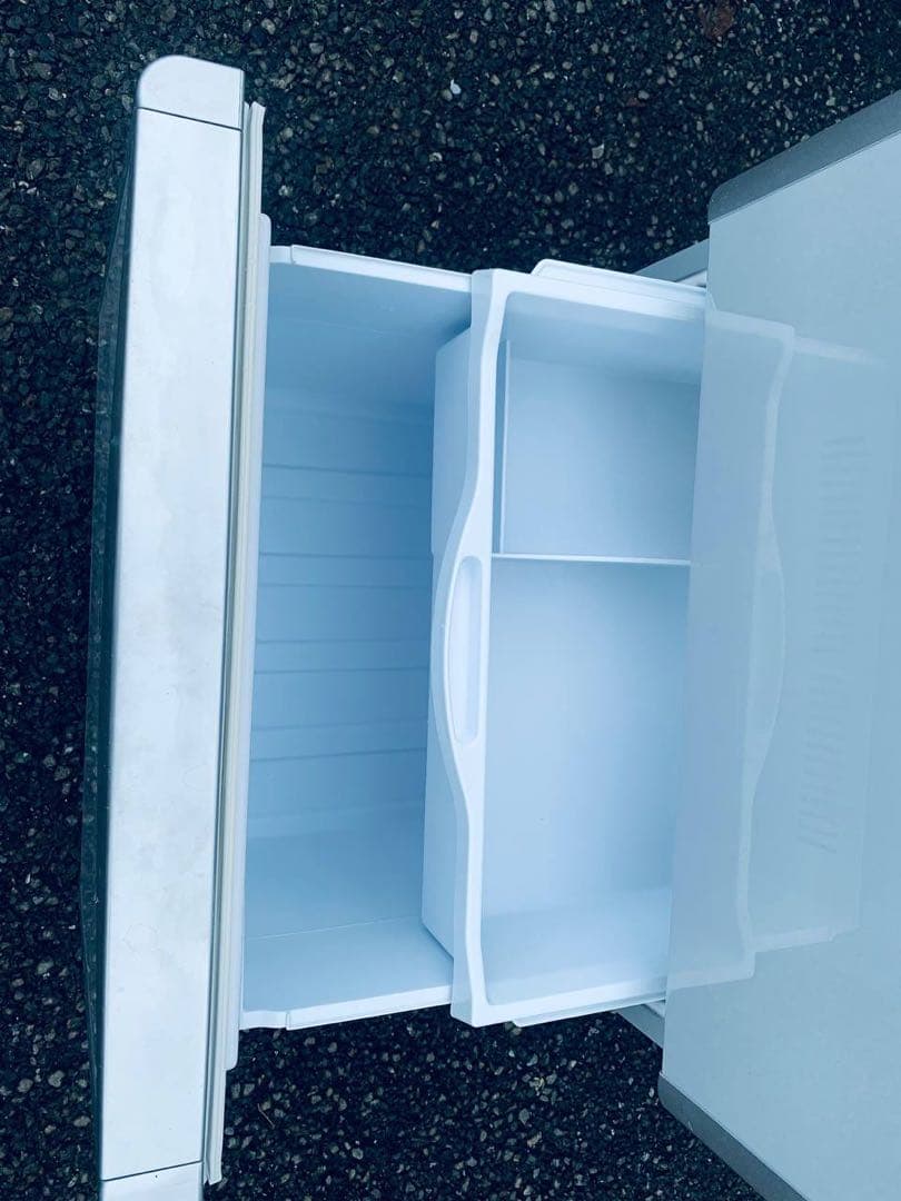 ①✅日立ノンフロン冷凍冷蔵庫✅ ✅R-S370DMV✅送料設置無料