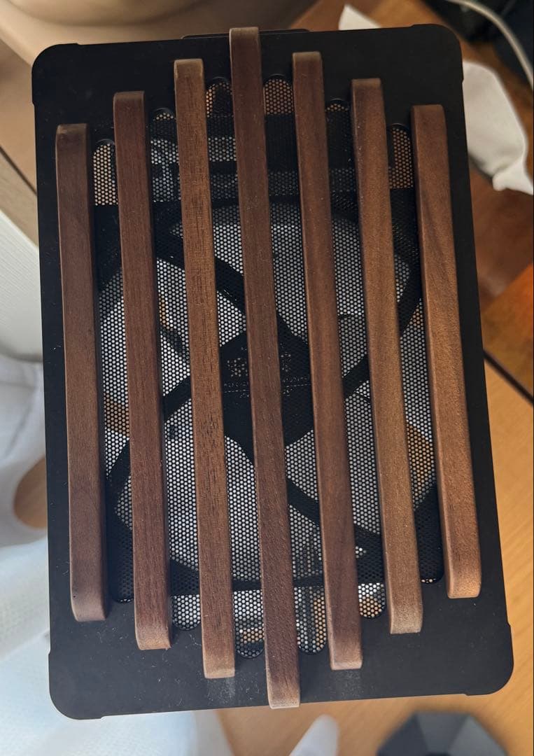 自作用PCケース THOR ZONE NANOQ R