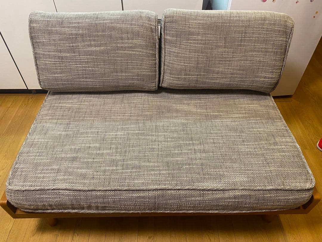 近隣地域限定　送料無料　unico アルベロ　2人掛けソファー