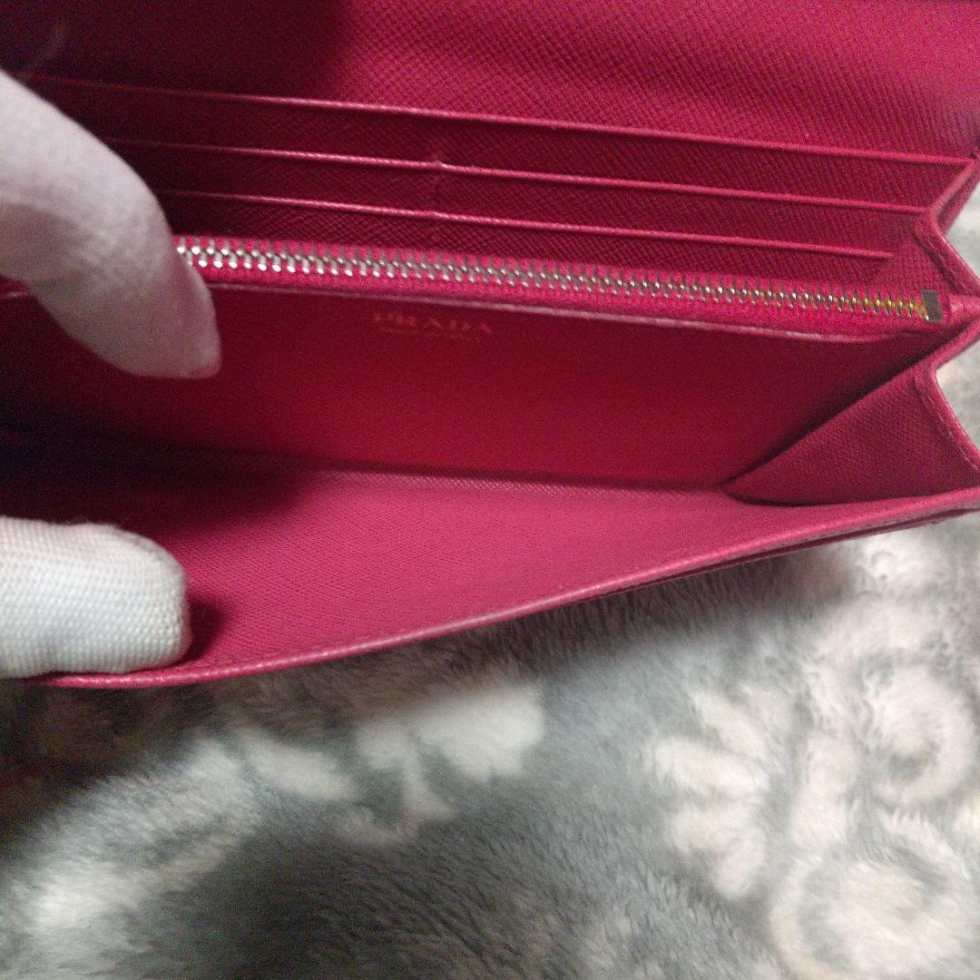 PRADA サフィアーノ三角ロゴ 長財布レッド系