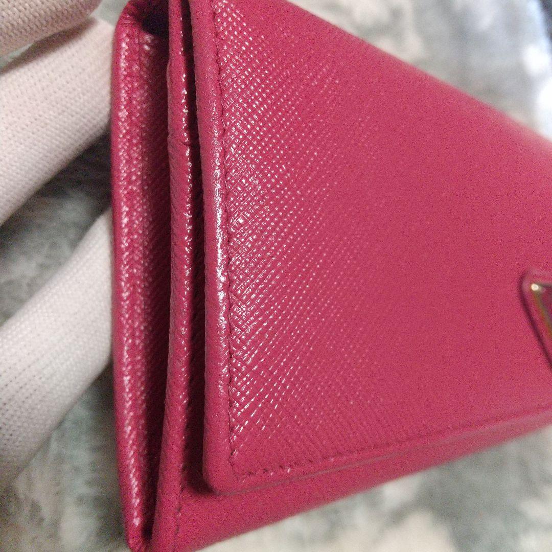 PRADA サフィアーノ三角ロゴ 長財布レッド系