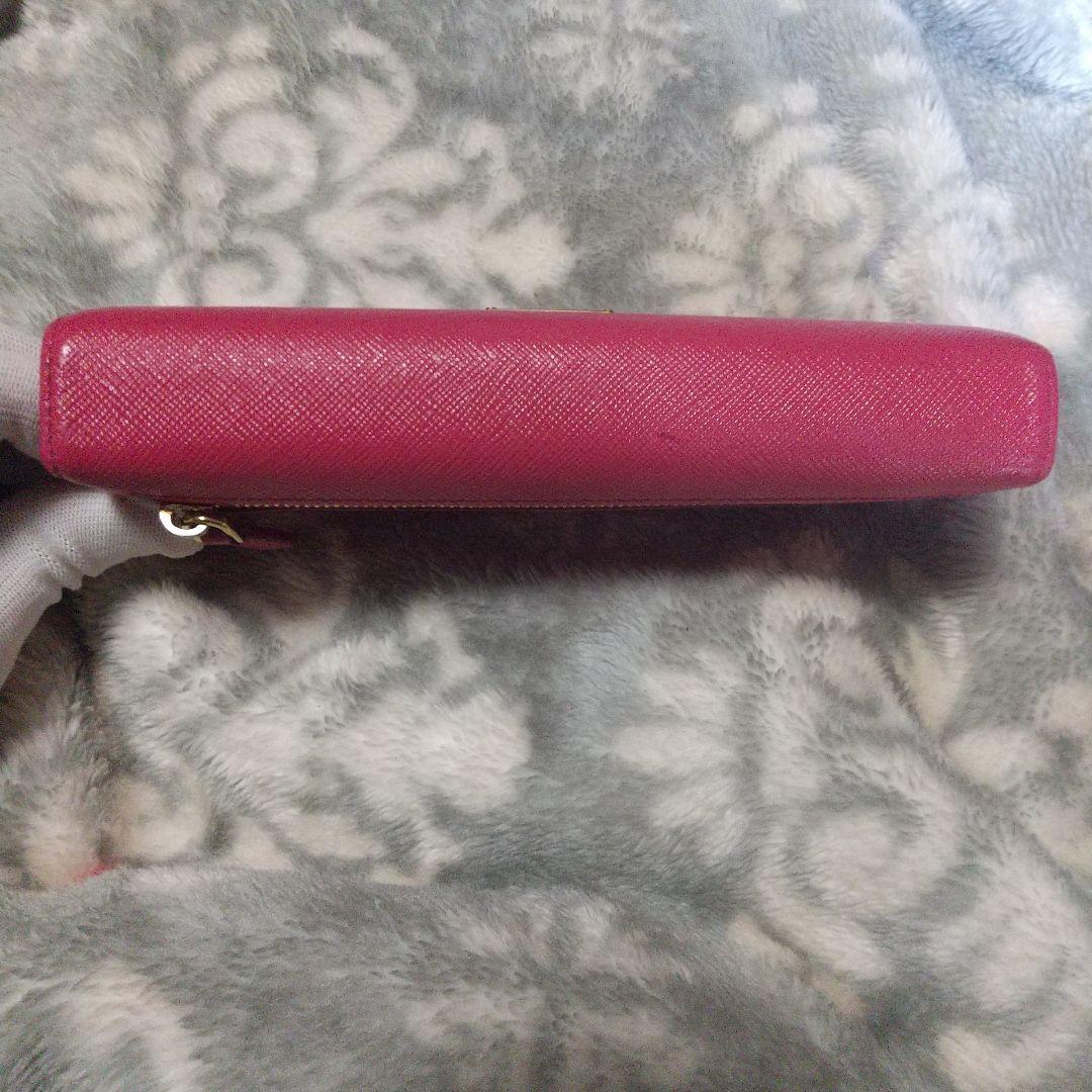 PRADA サフィアーノ三角ロゴ 長財布レッド系