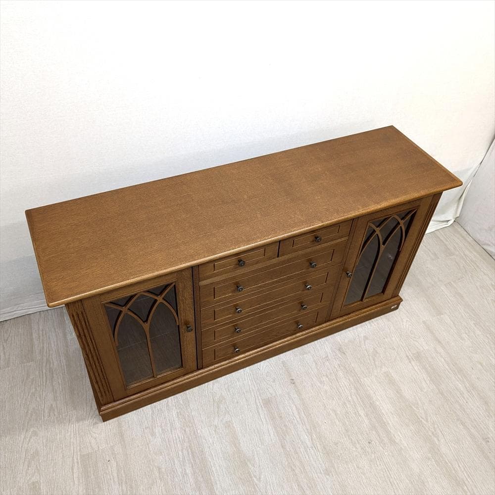 美品　旭川家具　近藤工芸　サイドボード　リビングボード　飾り棚　キャビネット