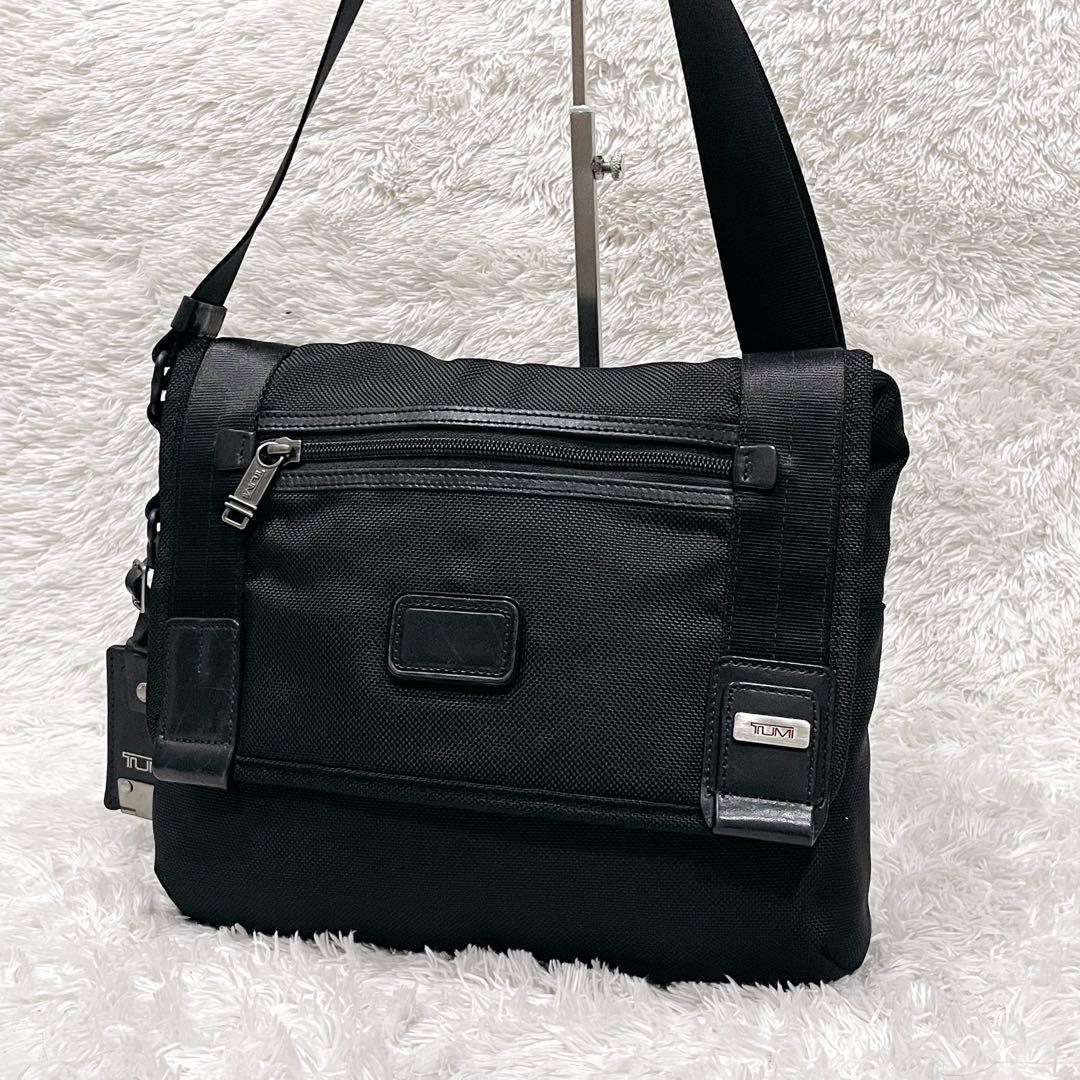 希少TUMI ビールミニ メンズ ショルダーバッグ 斜め掛け サコッシュ 美品