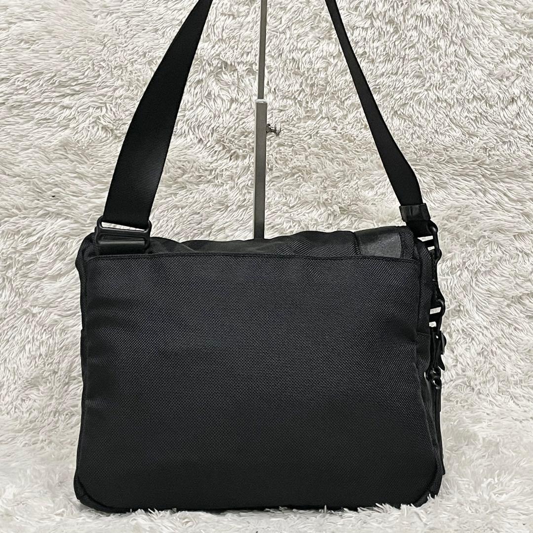 希少TUMI ビールミニ メンズ ショルダーバッグ 斜め掛け サコッシュ 美品