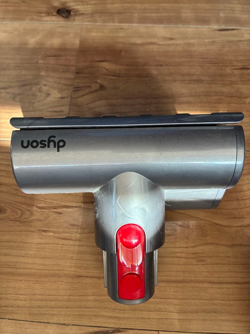 【ジャンク品】Dyson V8 slim fluffy 本体 各種ノズル付き