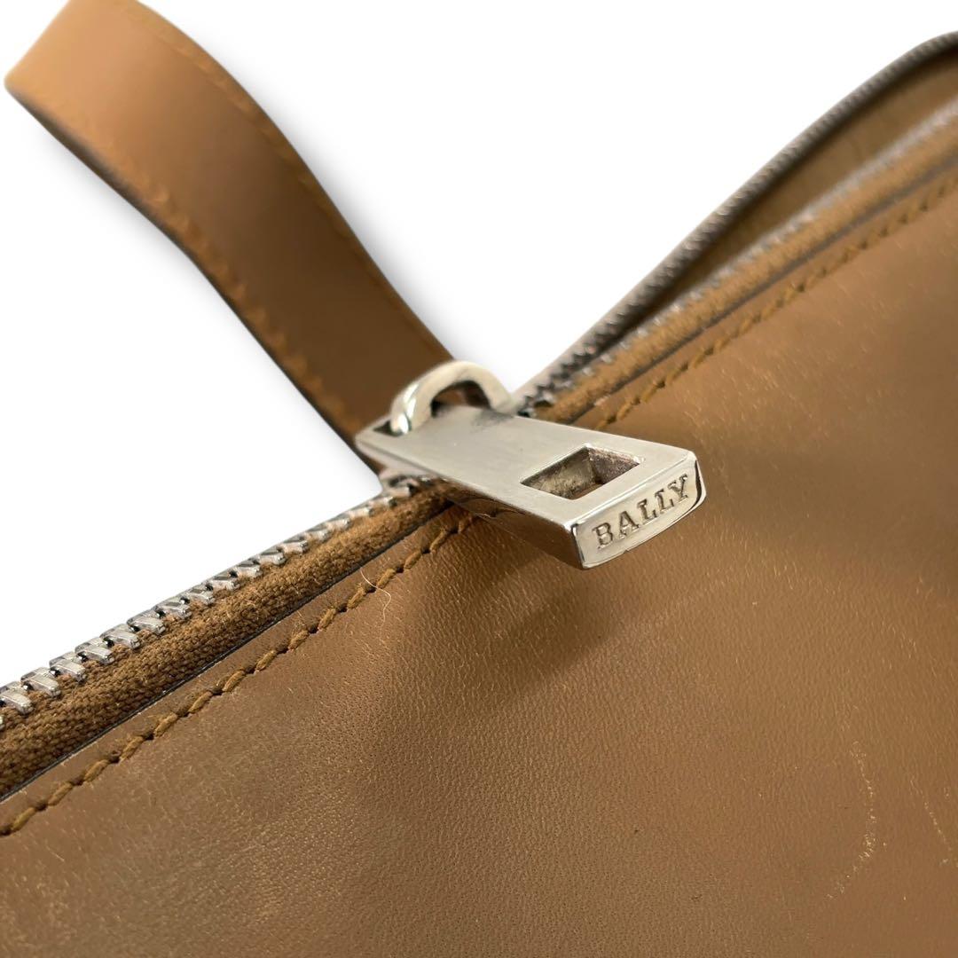 【美品】BALLY バリー　トートバック　レザー　金具　ロゴ　A4収納　肩掛け