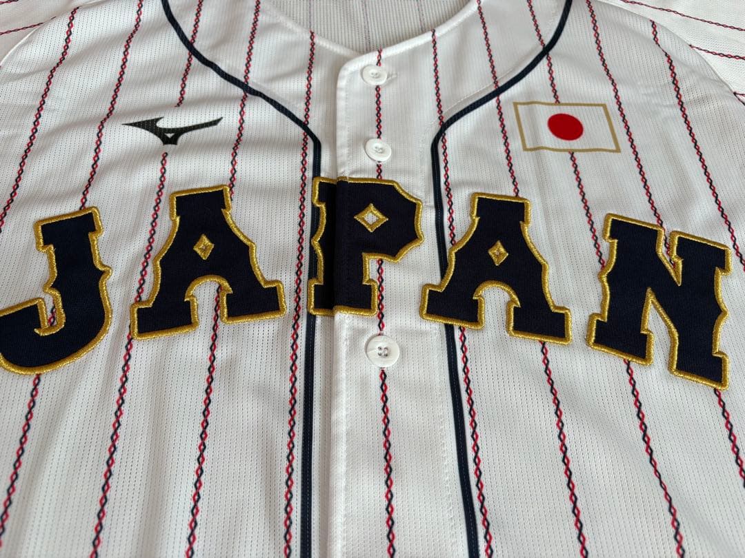 【美品】侍ジャパン　ホーム　ユニフォーム　刺繍