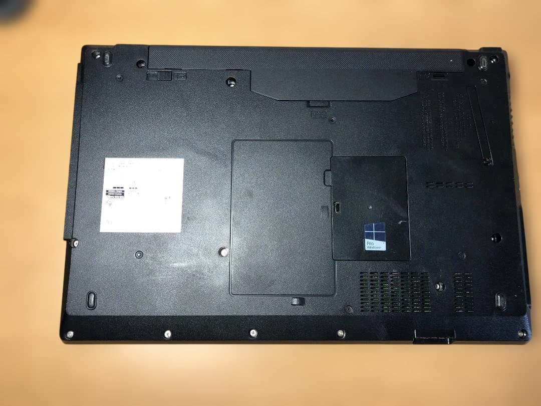 LIFEBOOK A576/Ｐ Corei5 8GBSSD128GB Win11