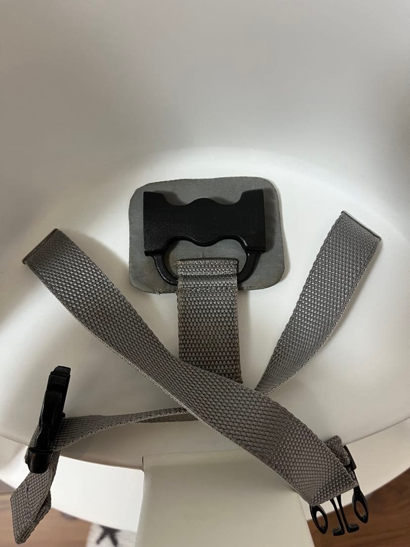 ベビービョルン ハイチェア (ハーネス付) ホワイト/グレー 希少色