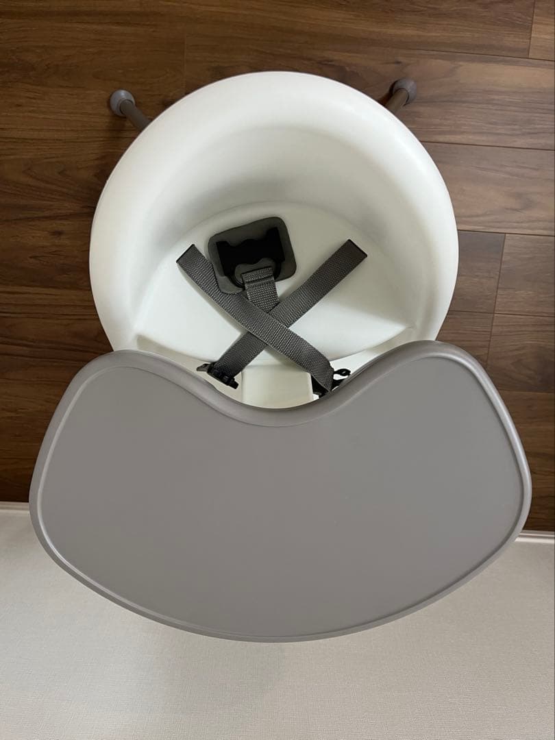 ベビービョルン ハイチェア (ハーネス付) ホワイト/グレー 希少色