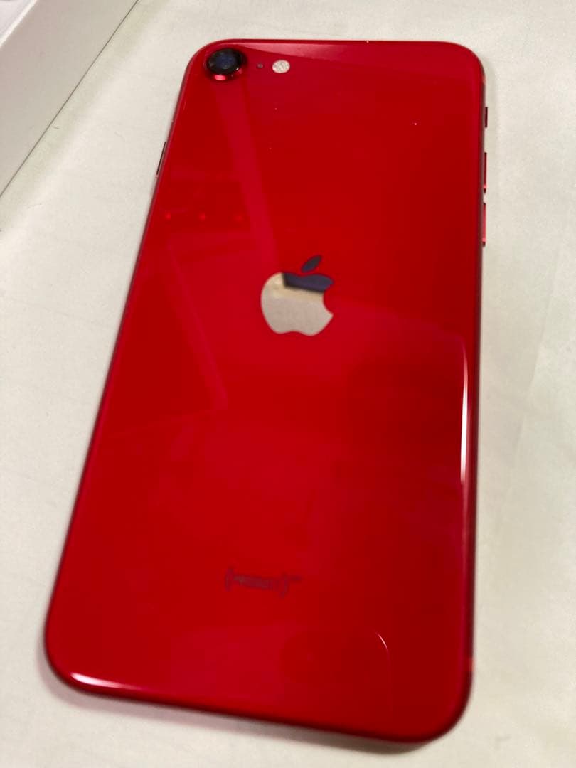 美品完品)iPhoneSE2赤)256GB)SIMフリー)3ヶ月前バッテリー交換