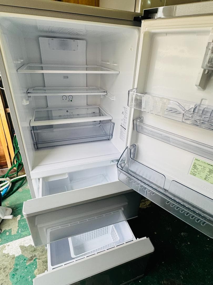 (4123)AQUAノンフロン冷凍冷蔵庫 AQR-27J【272L】2020年製