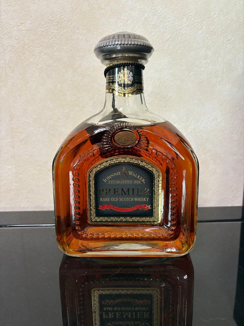 ジョニーウォーカー プレミア レア オールド 750ml（箱無）