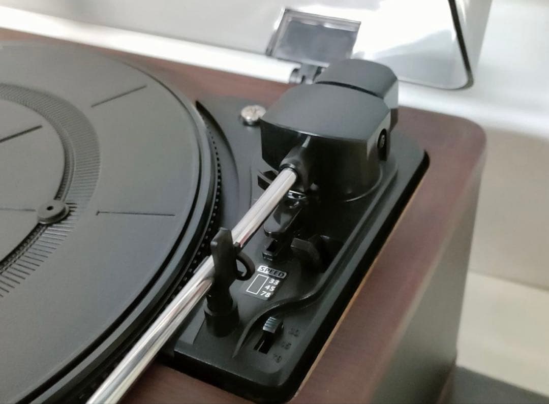 最終値下げTEACレコードプレーヤー LP-R550USB