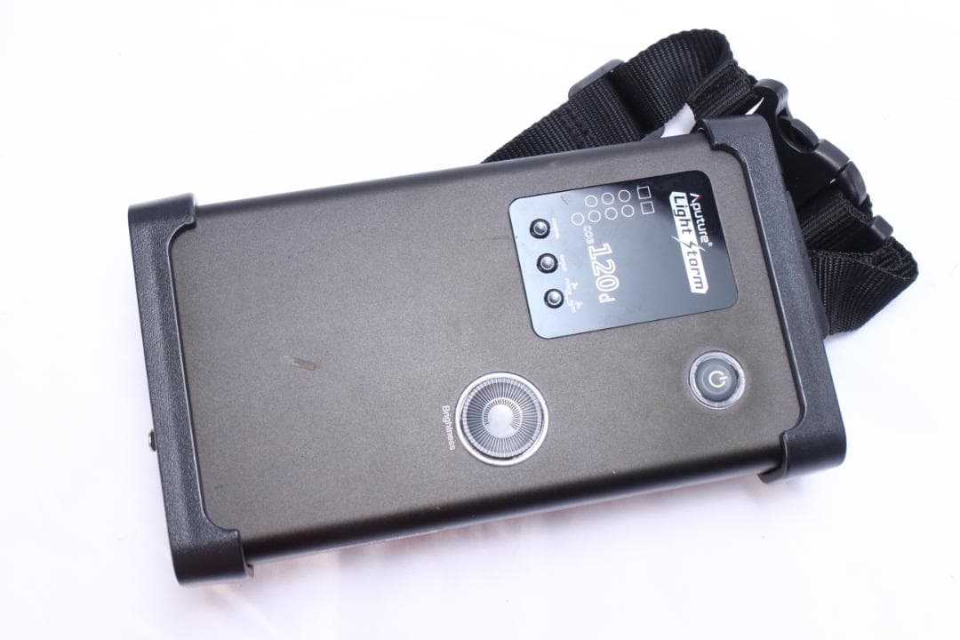 Aputure Light Storm COB 120d 定常光 ビデオライト