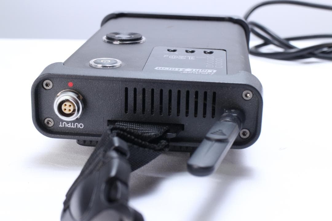 Aputure Light Storm COB 120d 定常光 ビデオライト