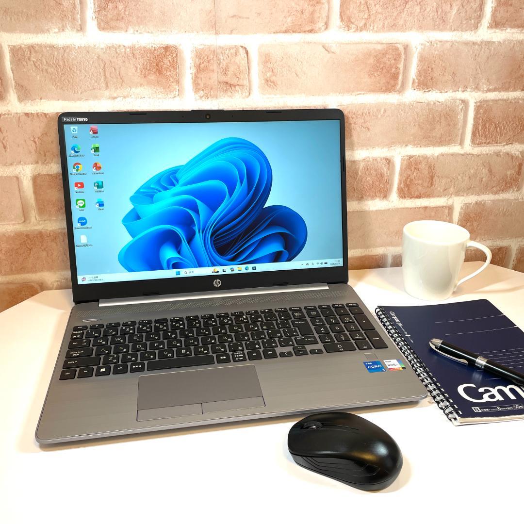 ★2022年製★ 美品 テンキー付 第11世代i5 15.6型 HP H40