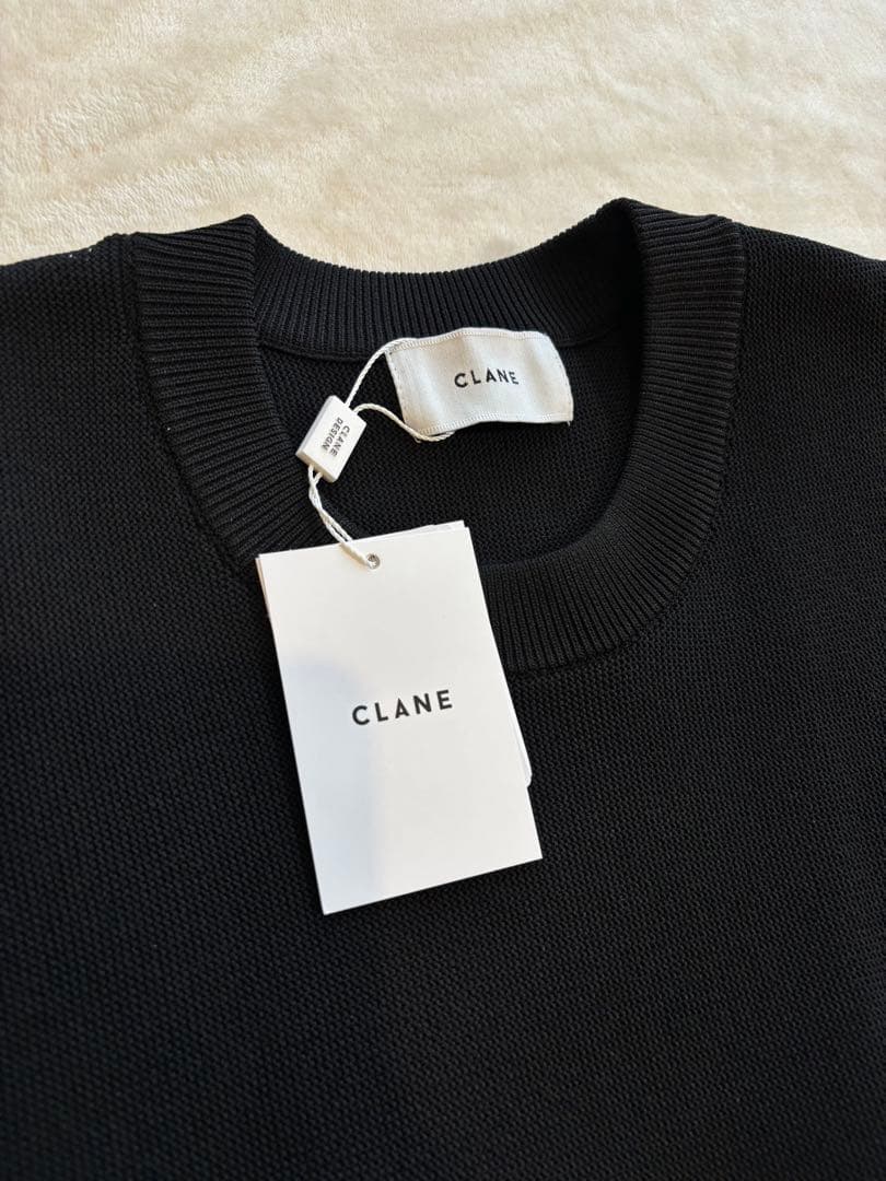 【タグ付き新品未使用】SQUARE SLEEVE GATHER KNITTOPS