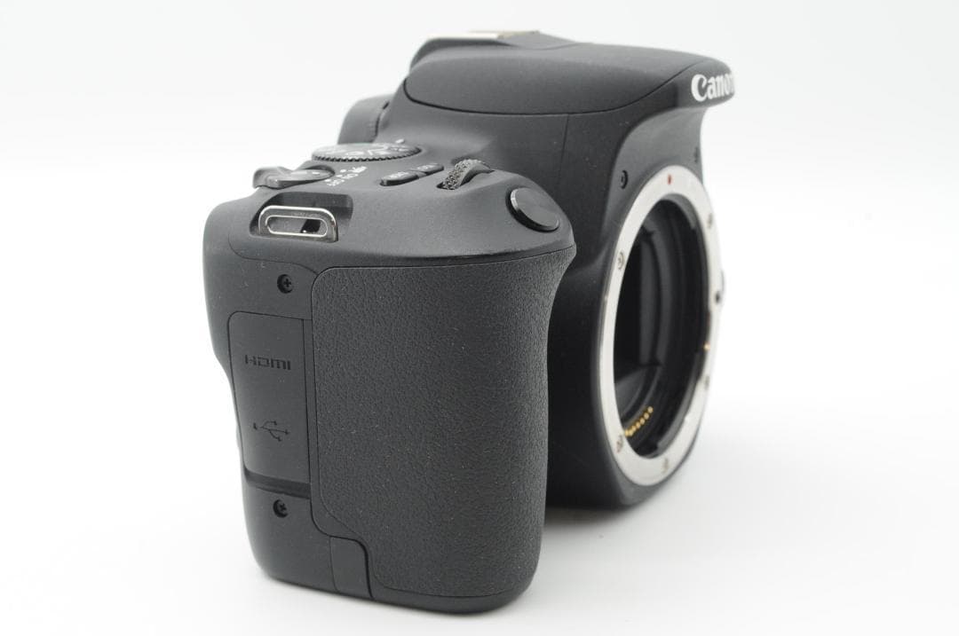 ☆新品級③☆春のSALE☆ Canon EOS Kiss x9 ダブルレンズ