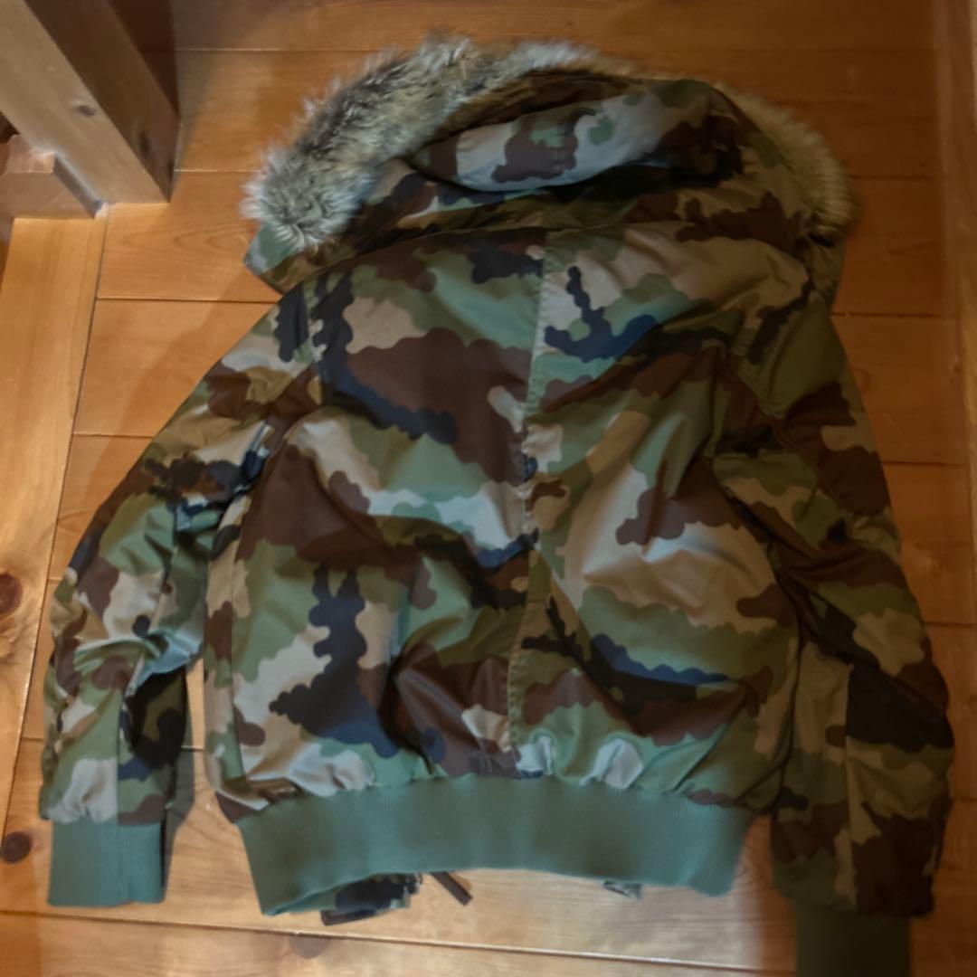 adidas カモフラージュ ダウンジャケット M