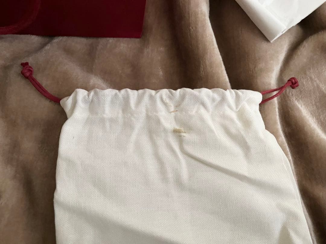 Salvatore Ferragamo フェラガモ　カチューシャ　ビジュー　黒