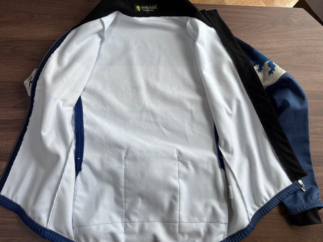 本日限定値下　KAPELMUUR カペルミュール　プレミアムサーモジャケット　紺