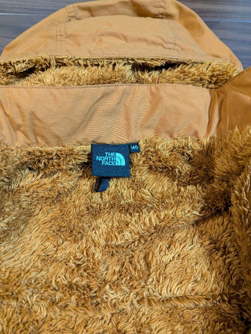 THE NORTH FACE トレーナー 黒、ノドマジャケット140