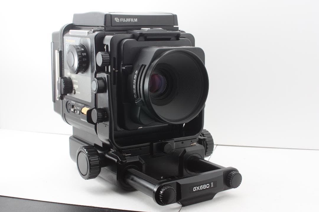 Fujifilm GX680 II 大判カメラ
