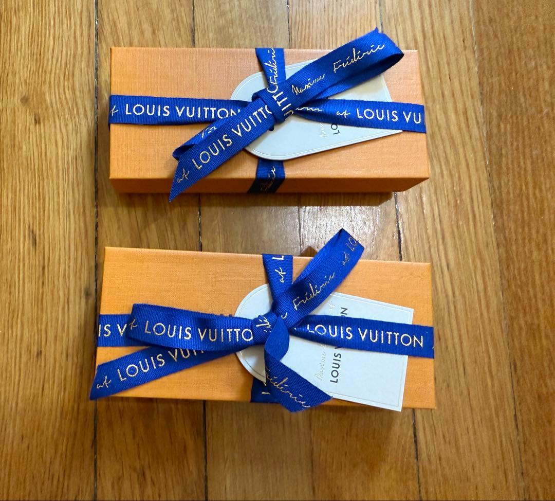 LOUIS VUITTON ダークチョコレート　ミルクチョコレート　2箱セット