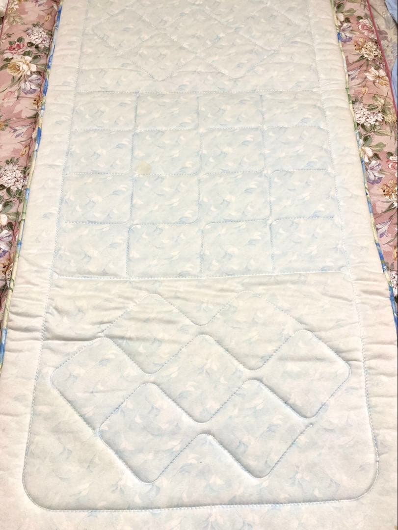 あんず（╹◡╹） 丸八真綿　ロングセラー敷布団　羊毛パット　シングルサイズ