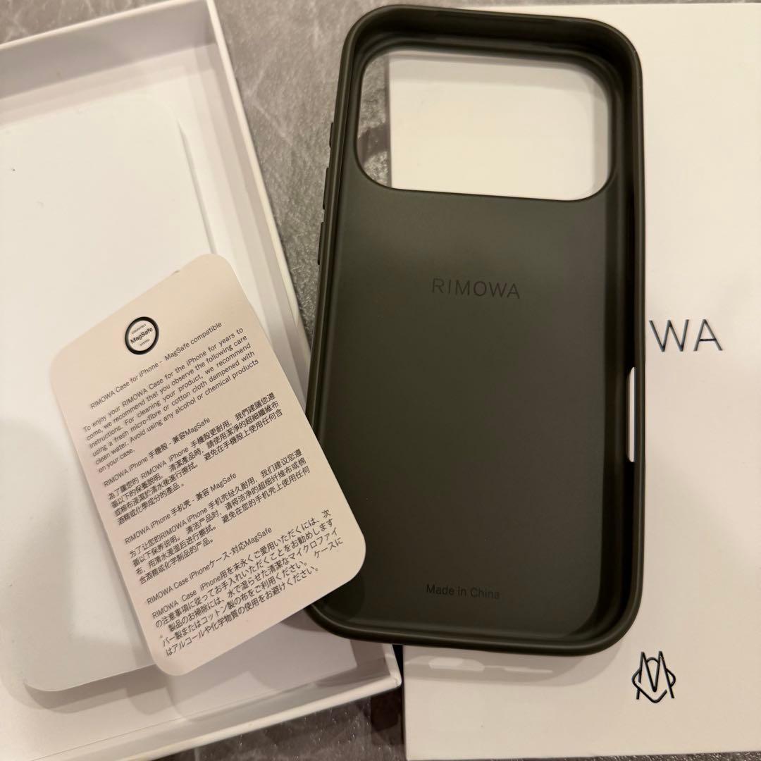 正規品RIMOWA iPhone17Pro MagSafeケース スレートグレー