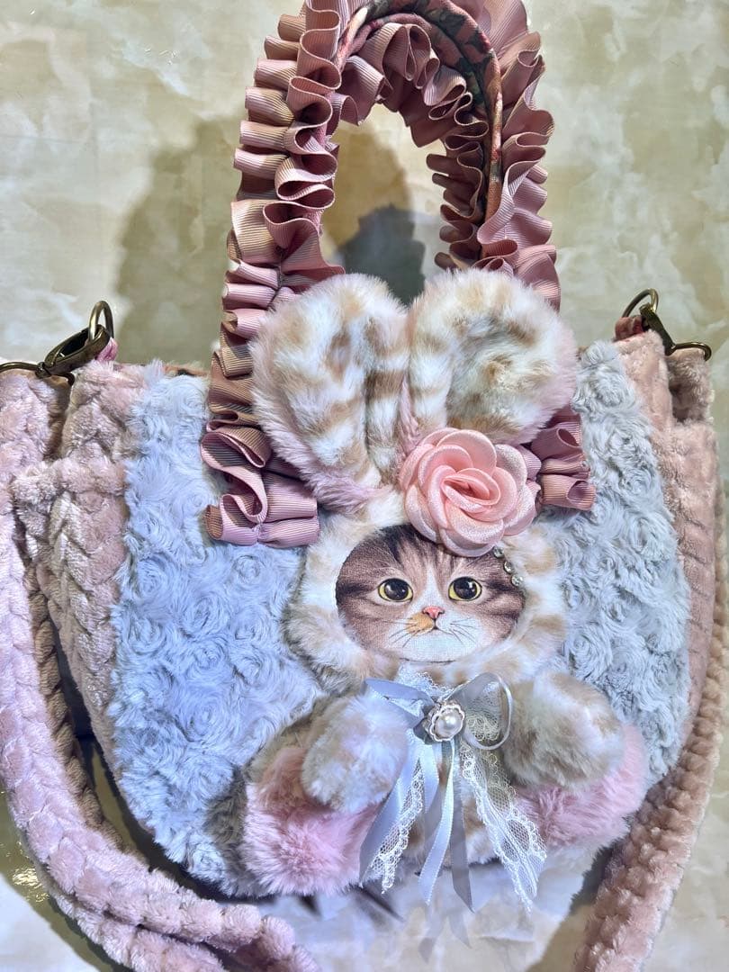 あ*き様 コヤンイサムチョン　ショルダー付きサイドポケットファーバッグ　サバ猫ち