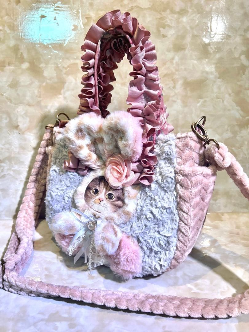 あ*き様 コヤンイサムチョン　ショルダー付きサイドポケットファーバッグ　サバ猫ち