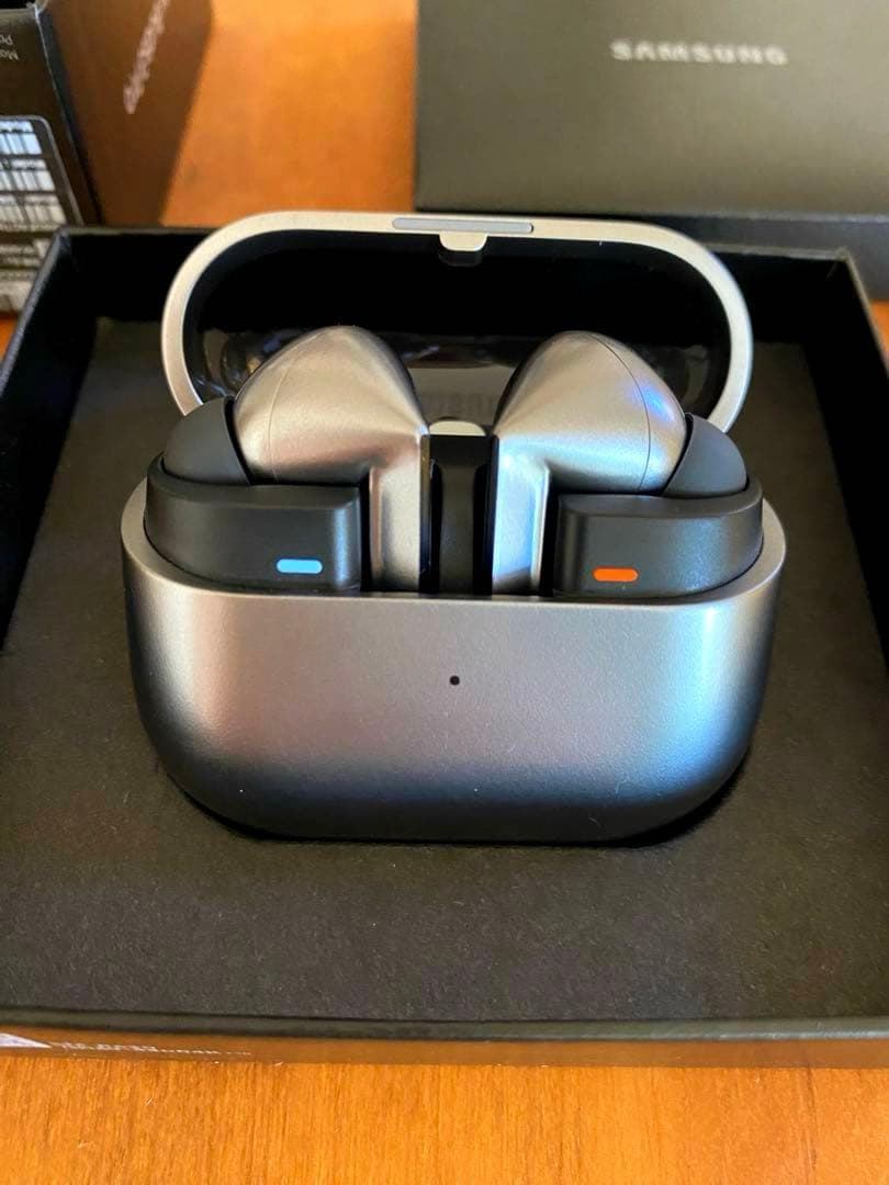 美品⭐︎Samsung Galaxy Buds3 Pro ワイヤレスイヤホン