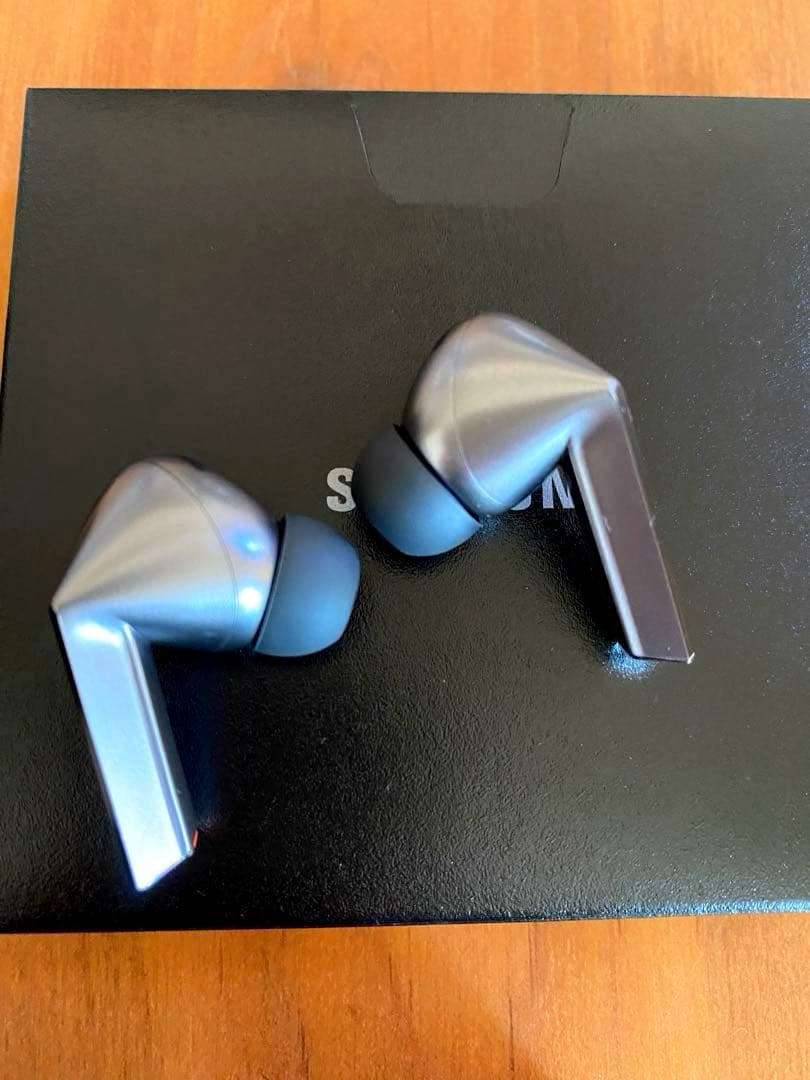 美品⭐︎Samsung Galaxy Buds3 Pro ワイヤレスイヤホン