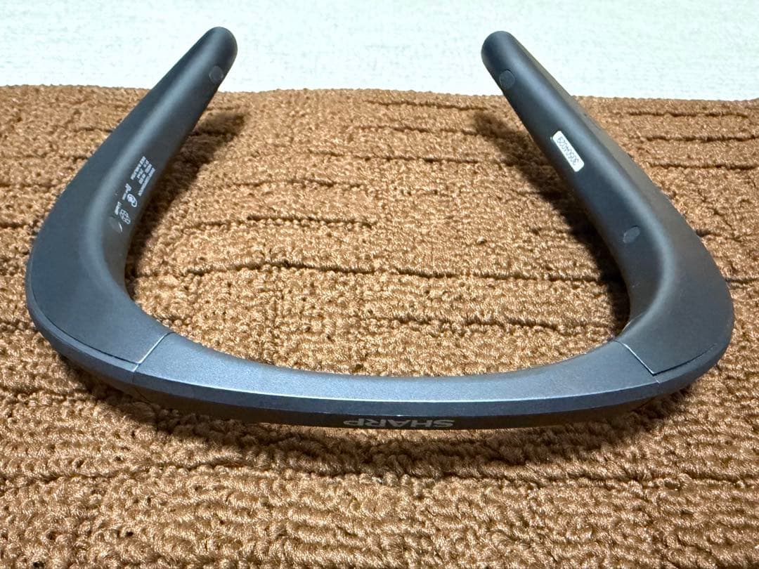 【美品】シャープ AN-SS3-B ウェアラブルネックスピーカー ブラック